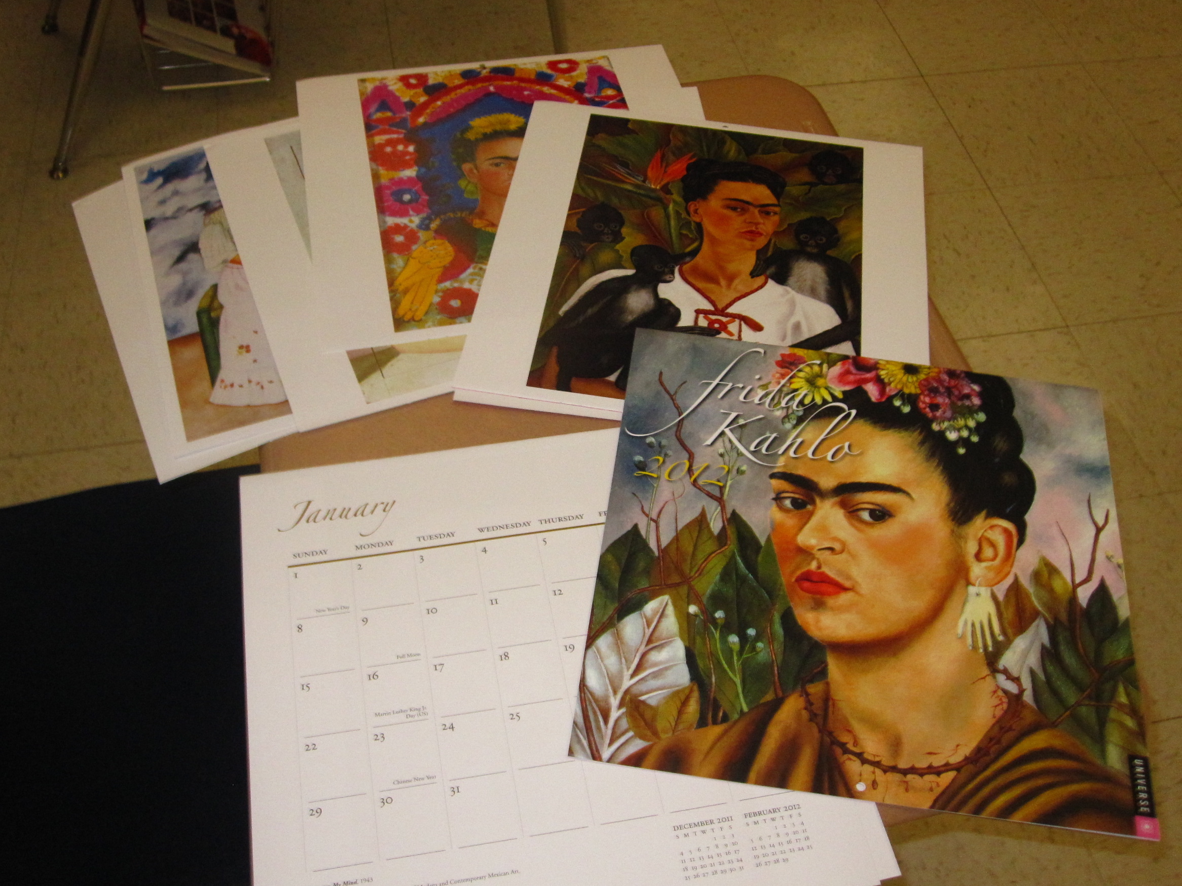 Using Calendars to decorate the classroom | SpanishPlans.org